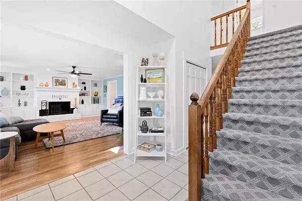 32204 E County Line RD, Pleasant Hill, MO 64080