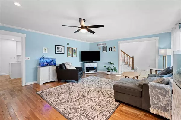 32204 E County Line RD, Pleasant Hill, MO 64080