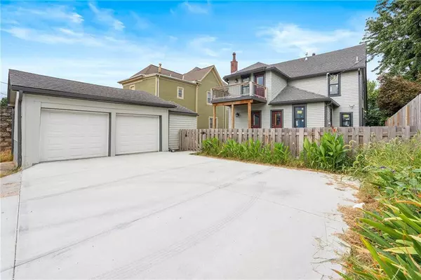 217 Park AVE, Kansas City, MO 64124