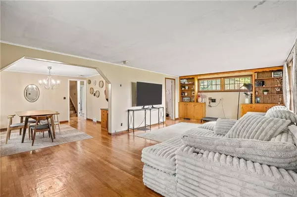 628 N Broadway ST, Lacygne, KS 66040