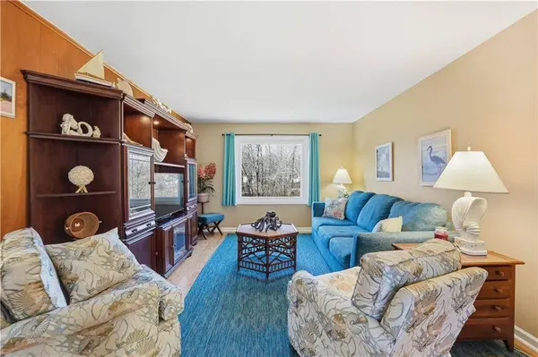 1424 Lawrence AVE, Leavenworth, KS 66048