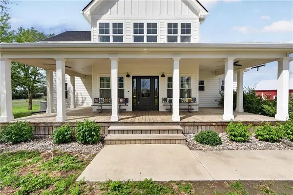 17270 Stillwell RD, Bonner Springs, KS 66012