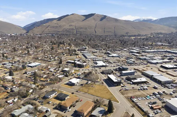 135 Knowles ST, Missoula, MT 59801