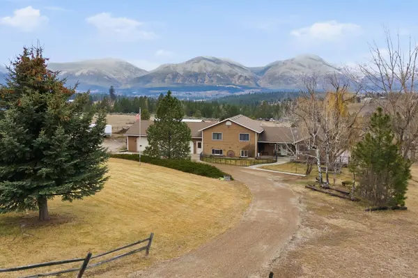 849 Hidden Valley RD S, Stevensville, MT 59870