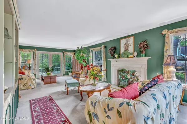 204 Rivers Edge Lane, Toms River, NJ 08755