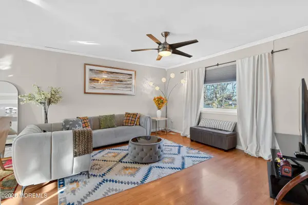 1029 Lucy Lane, Toms River, NJ 08753