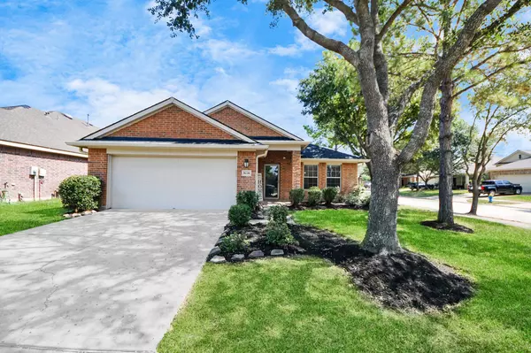 8226 Stratford Canyon DR, Cypress, TX 77433