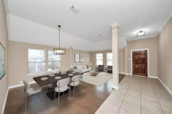 8226 Stratford Canyon DR, Cypress, TX 77433