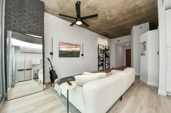 5925 Almeda RD #11616, Houston, TX 77004