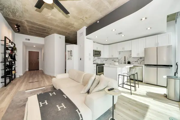 5925 Almeda RD #11616, Houston, TX 77004