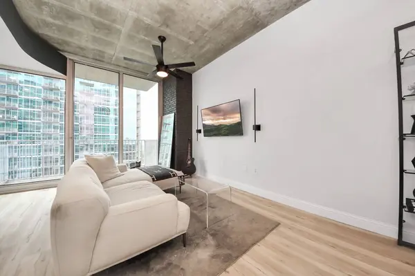 5925 Almeda RD #11616, Houston, TX 77004