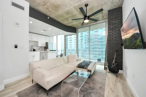 5925 Almeda RD #11616, Houston, TX 77004