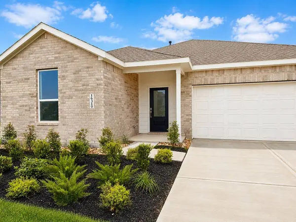 16310 Chestnut Haven LN, Hockley, TX 77447