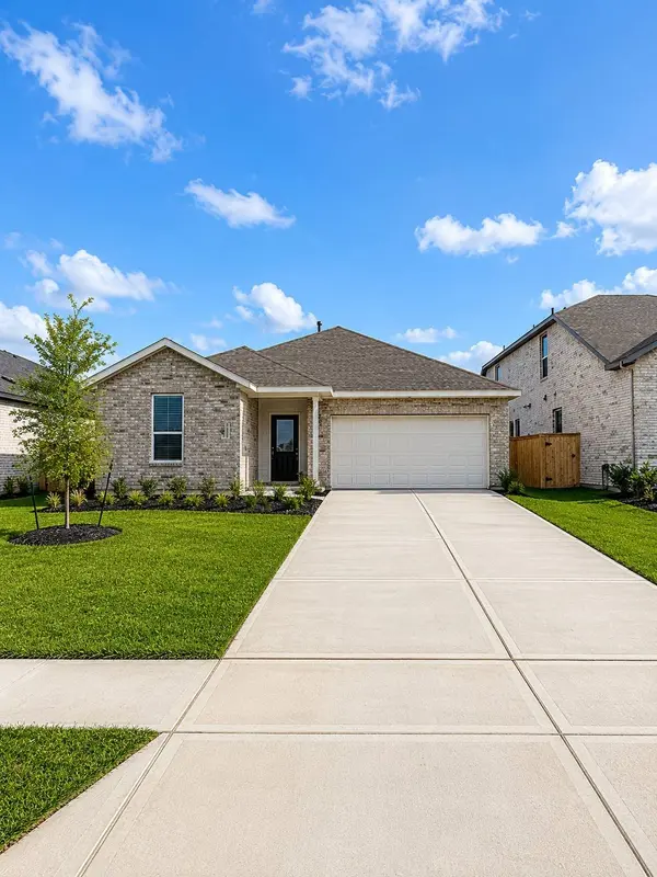 16219 Chestnut Haven LN, Hockley, TX 77447