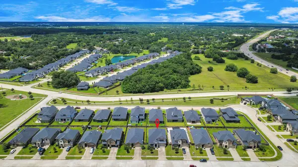1567 Harvest Vine CT, Friendswood, TX 77546