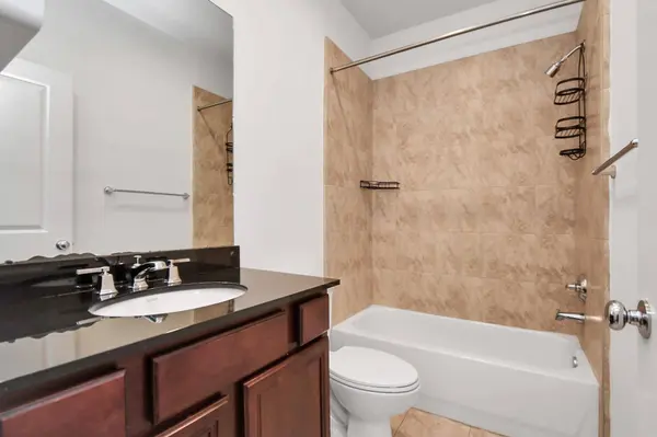 3900 Center ST, Houston, TX 77007