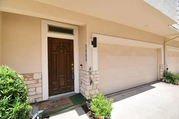 3900 Center ST, Houston, TX 77007