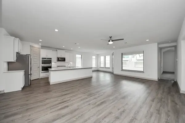 1567 Harvest Vine CT, Friendswood, TX 77546