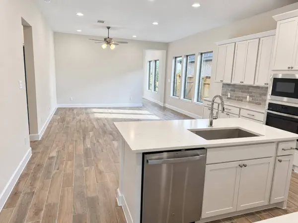 27315 Scarlet Paint Brush DR, Hockley, TX 77447