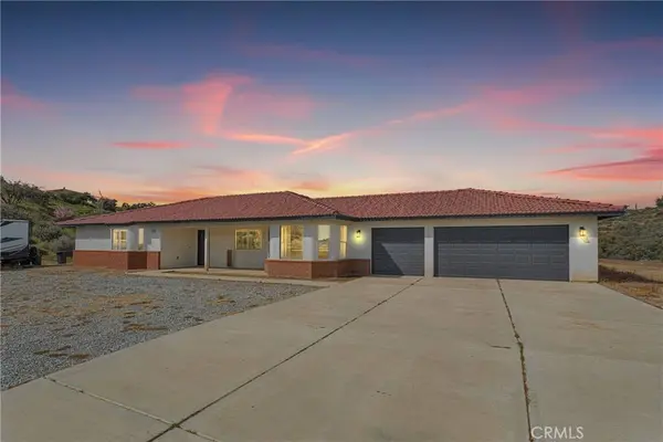 7372 Barker RD, Oak Hills, CA 92344