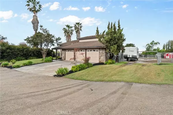 2366 Golden Gate CIR, Norco, CA 92860