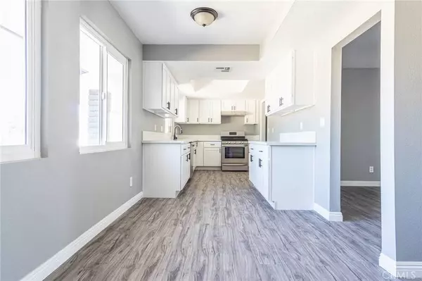 7323 Redwood AVE, Hesperia, CA 92345