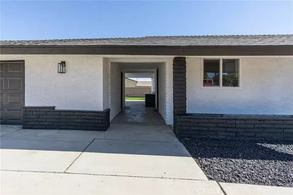 7323 Redwood AVE, Hesperia, CA 92345