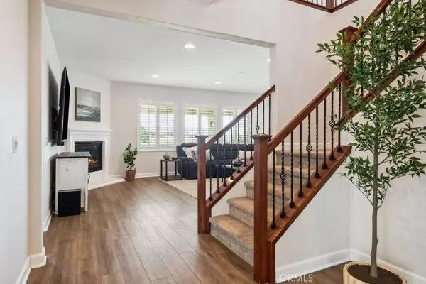 1327 Alee CIR, Corona, CA 92882