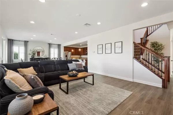 1327 Alee CIR, Corona, CA 92882