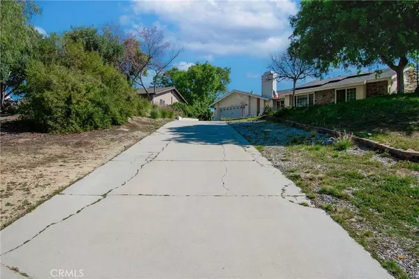 7025 Vista Del Verde, Jurupa Valley, CA 92509