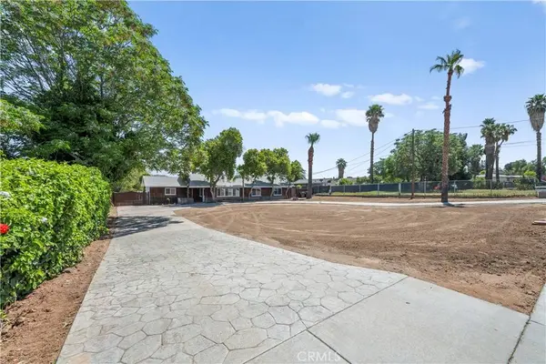 4398 Opal ST, Jurupa Valley, CA 92509