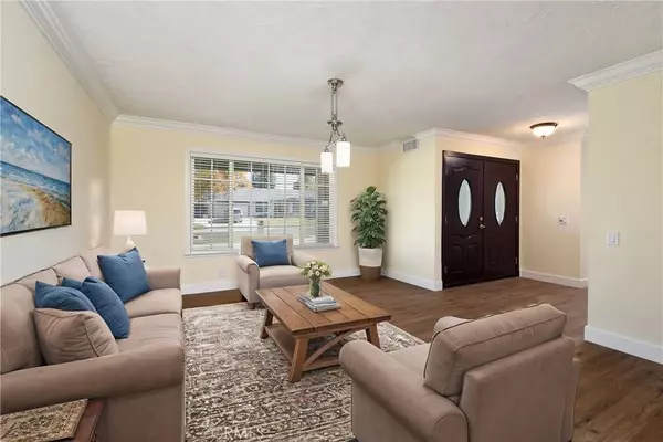 1488 Cedarhill DR, Riverside, CA 92507