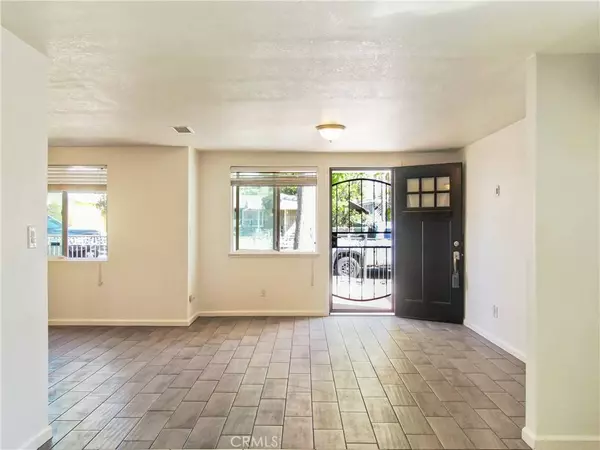 7347 Diamond St, Riverside, CA 92504