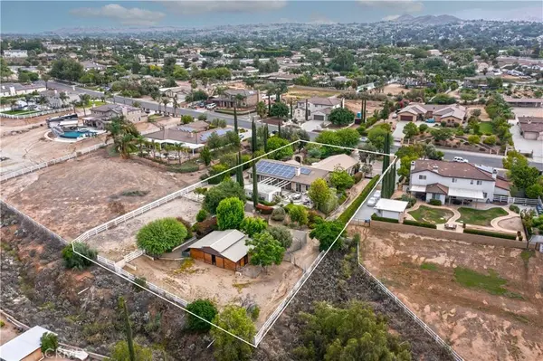 16774 Eagle Peak RD, Riverside, CA 92504