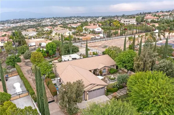 16774 Eagle Peak RD, Riverside, CA 92504