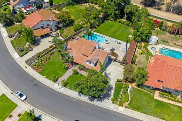 6761 De Grazia RD, Riverside, CA 92506