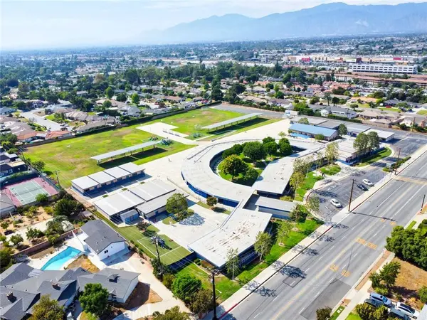 512 S Barranca ST, West Covina, CA 91791