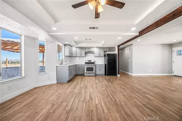 16424 Verde, Hesperia, CA 92345