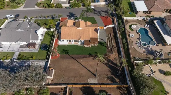 2352 Keusder, Riverside, CA 92503