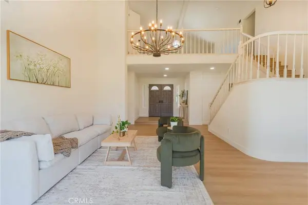 2352 Keusder, Riverside, CA 92503