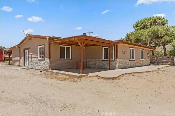 5100 Oil Well Rd, Phelan, CA 92371
