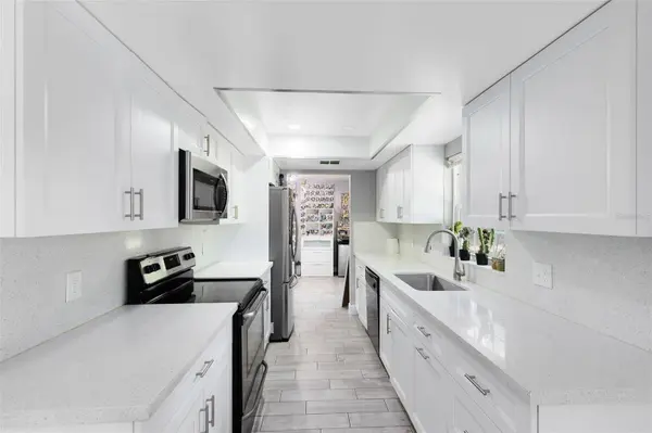 7741 PINE HOLLOW CT, Orlando, FL 32822