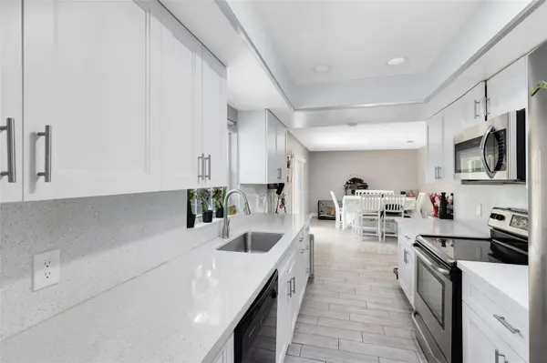 7741 PINE HOLLOW CT, Orlando, FL 32822