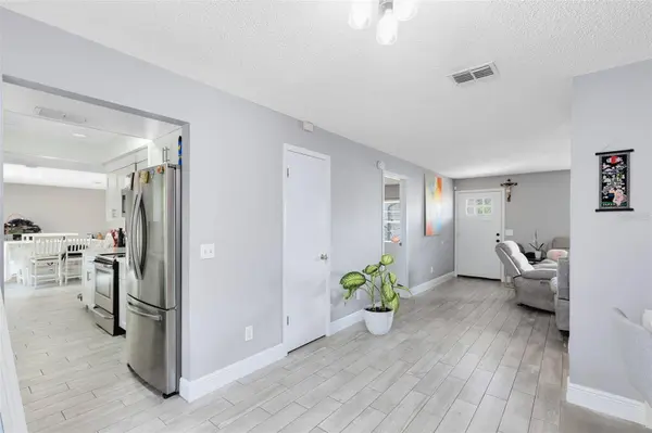 7741 PINE HOLLOW CT, Orlando, FL 32822