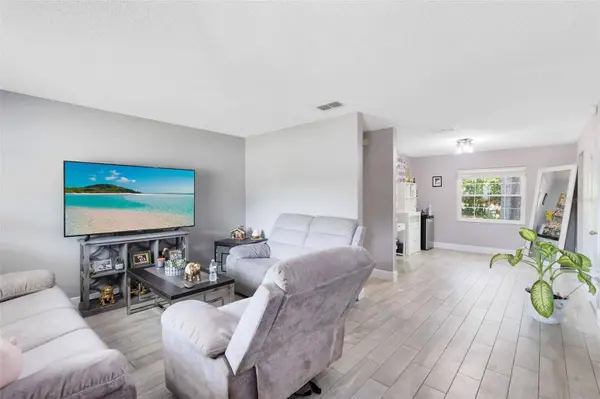 7741 PINE HOLLOW CT, Orlando, FL 32822