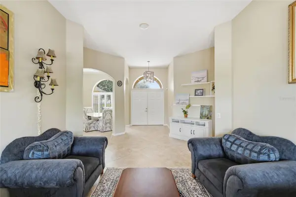 11457 SWIFT WATER CIR, Orlando, FL 32817