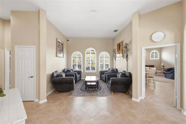 11457 SWIFT WATER CIR, Orlando, FL 32817
