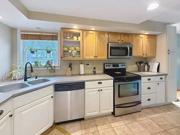 59 Hudson Ave, Athens, OH 45701