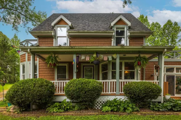 6475 Radford Rd, Athens, OH 45701