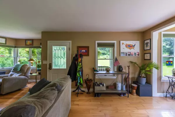 6475 Radford Rd, Athens, OH 45701